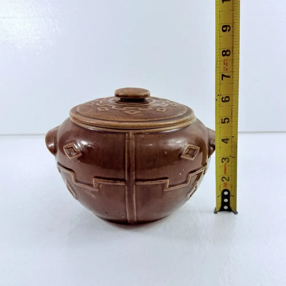 Vintage Monmouth Western Stoneware Pottery Bean Pot Cookie Jar Made In USA Brown